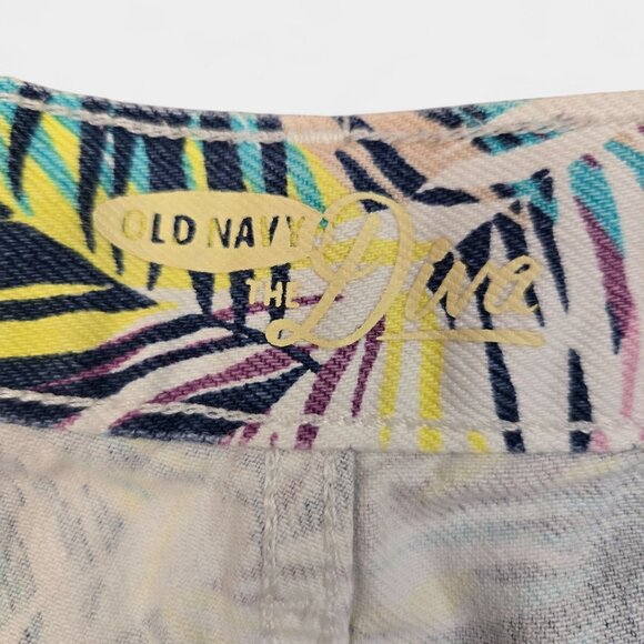 Old Navy Women's The Diva Tropical Palm Print Cut Off Shorts Multicolor y2k 8 - Picture 4 of 11